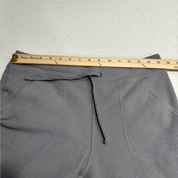 Patagonia Women’s Gray Joggers - Picture 8 of 9